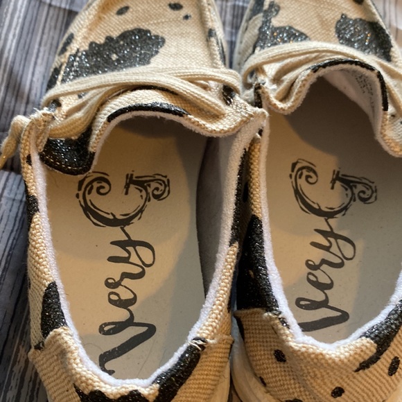 Glittery cow print slip ons - Picture 5 of 7